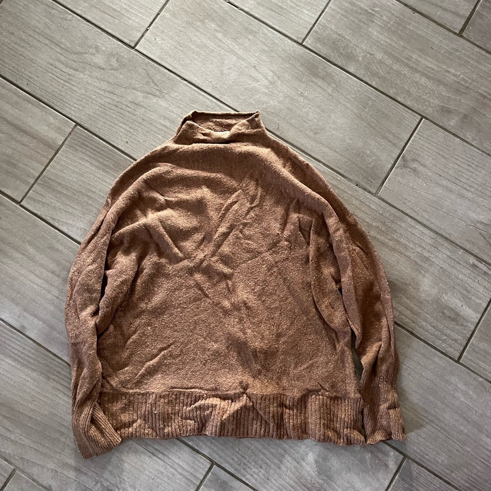 Turtle neck sweater